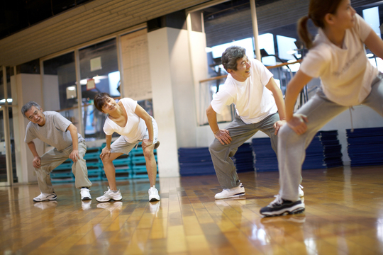 腰痛予防　ストレッチ